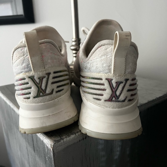 LV VNR RARE - Picture 2 of 4